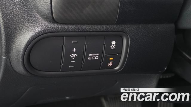 Kia K3 2013 — photo 16