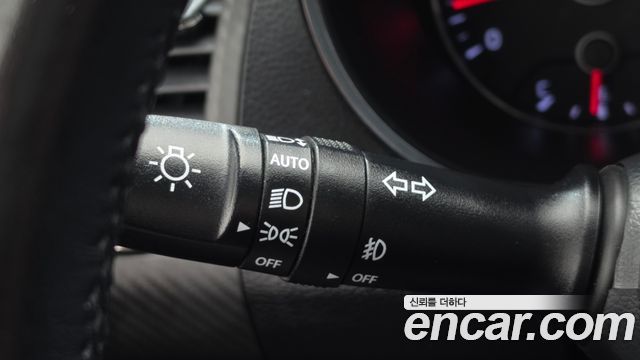 Kia K3 2013 — photo 17