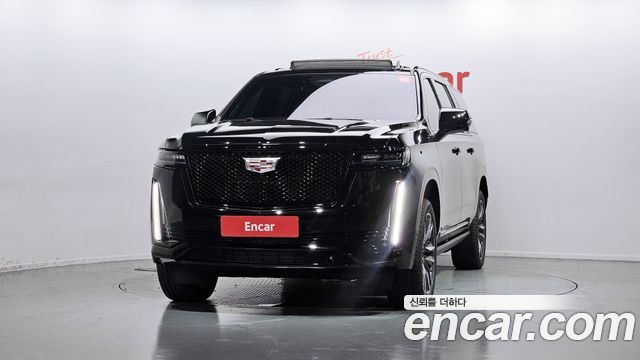 Cadillac Escalade 2023 — photo 3