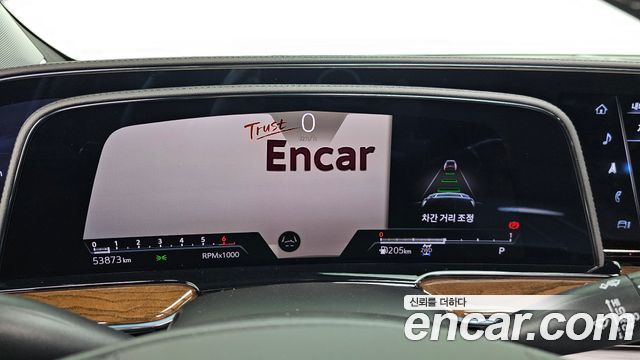 Cadillac Escalade 2023 — photo 11