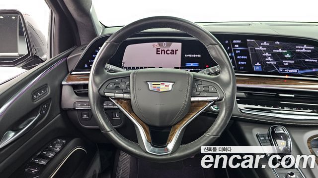 Cadillac Escalade 2023 — photo 19