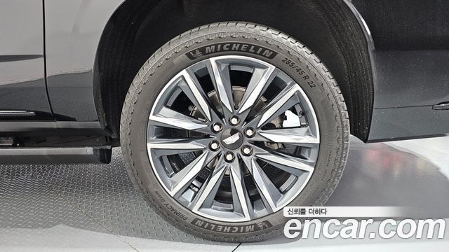 Cadillac Escalade 2023 — photo 7