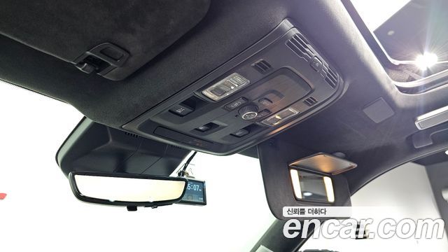 Cadillac Escalade 2023 — photo 27