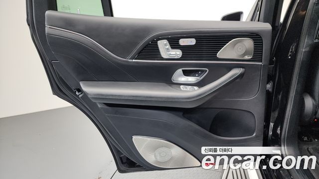 Mercedes-Benz GLS-Class 2023 — photo 15