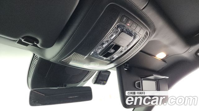 Mercedes-Benz GLS-Class 2023 — photo 30