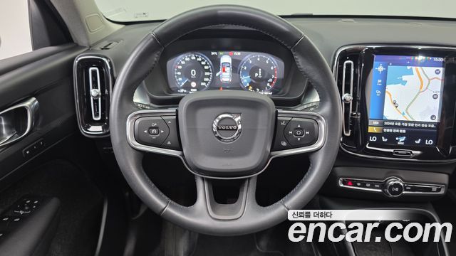 Volvo XC40 2019 — photo 19