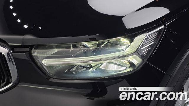 Volvo XC40 2019 — photo 8