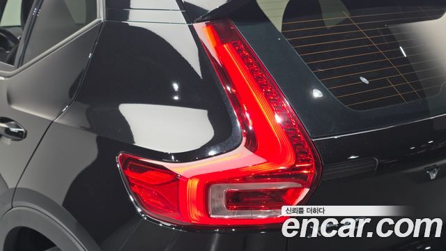 Volvo XC40 2019 — photo 9