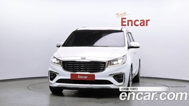 Kia Canival 2019 — photo 3