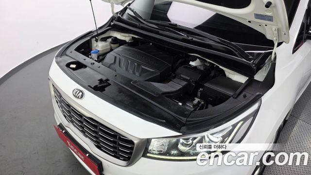 Kia Canival 2019 — photo 6