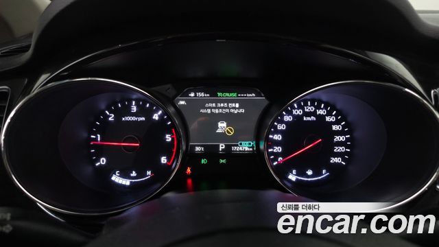Kia Canival 2019 — photo 8