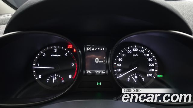 Hyundai Santafe 2018 — photo 11