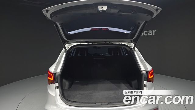 Hyundai Santafe 2018 — photo 26