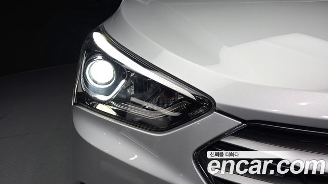 Hyundai Santafe 2018 — photo 8