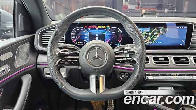Mercedes-Benz GLE-Class 2023 — photo 19
