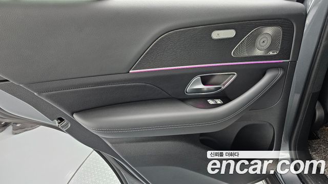 Mercedes-Benz GLE-Class 2023 — photo 15