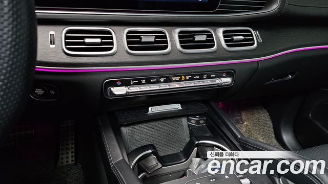 Mercedes-Benz GLE-Class 2023 — photo 27