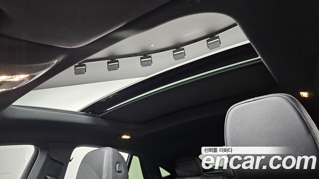 Mercedes-Benz GLE-Class 2023 — photo 33