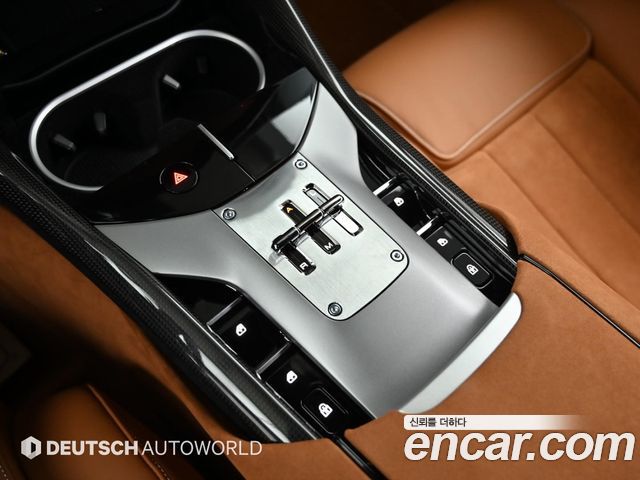 Ferrari Purosangue 2024 — photo 9