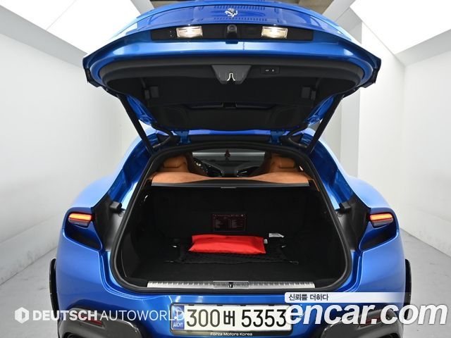 Ferrari Purosangue 2024 — photo 19
