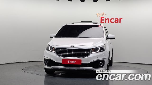 Kia Canival 2016 — photo 3