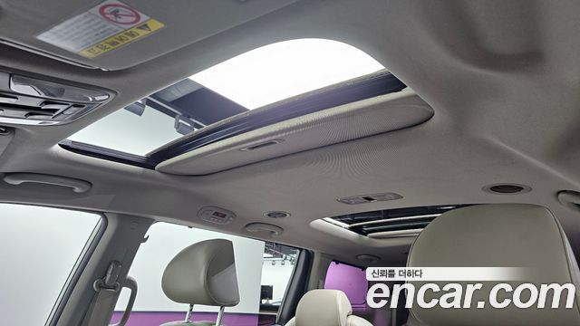 Kia Canival 2016 — photo 17