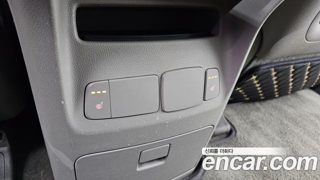 Kia Canival 2016 — photo 18