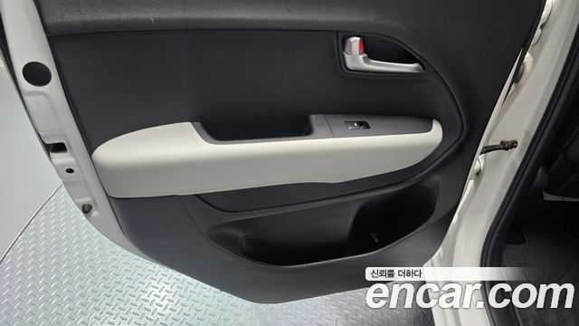 Kia RAY 2023 — photo 15