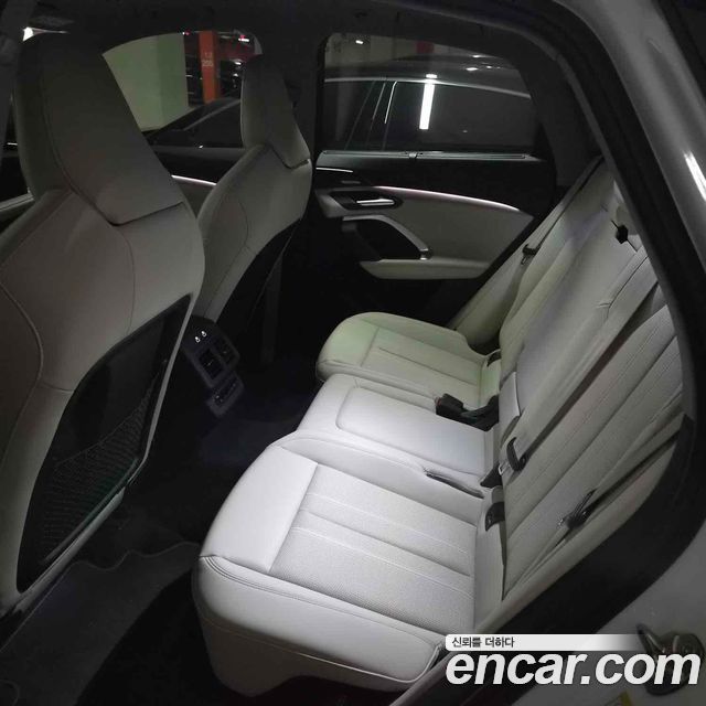 Audi Q5 2025 — photo 5