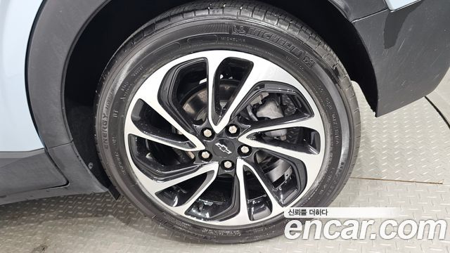 Chevrolet Korea 볼트 EUV 2023 — photo 7