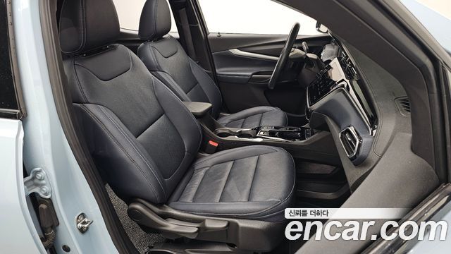 Chevrolet Korea 볼트 EUV 2023 — photo 16