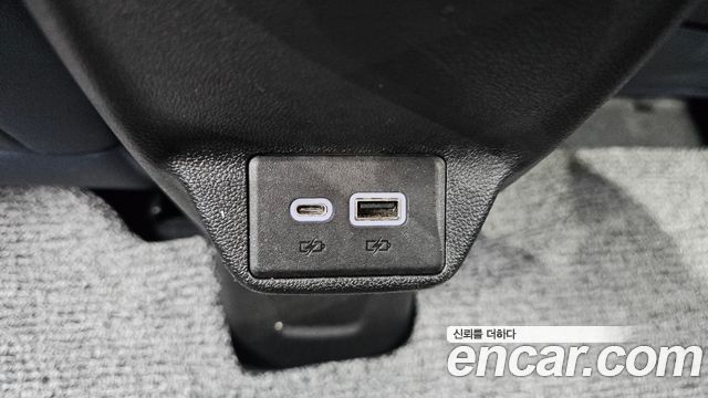 Chevrolet Korea 볼트 EUV 2023 — photo 30