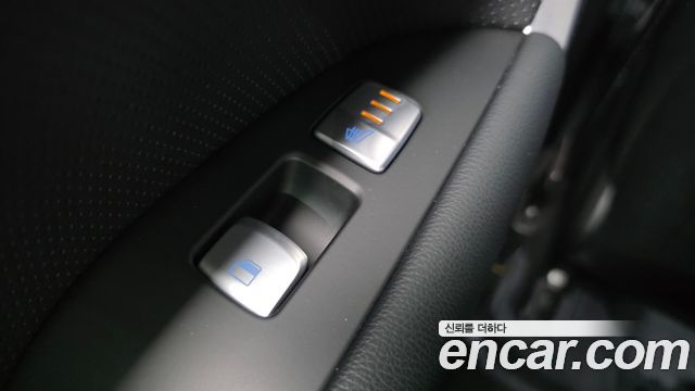 Genesis G70 2018 — photo 19