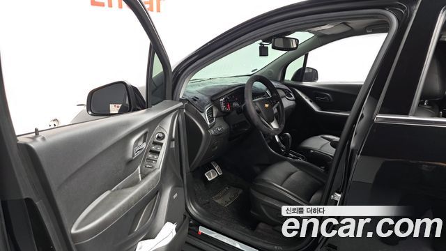 Chevrolet Korea Trax 2017 — photo 13