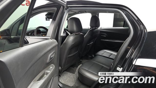 Chevrolet Korea Trax 2017 — photo 16
