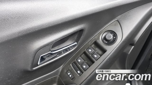 Chevrolet Korea Trax 2017 — photo 29