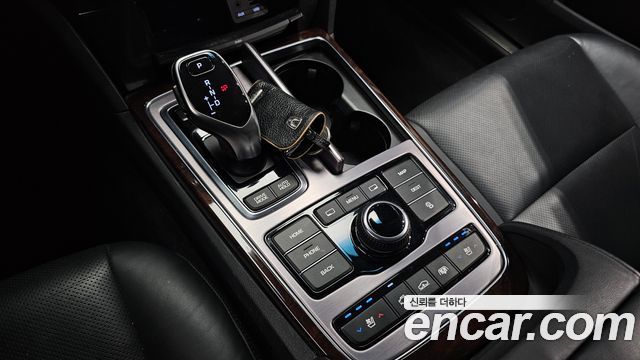 Hyundai Equus 2015 — photo 12