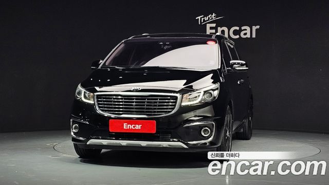 Kia Canival 2017 — photo 3