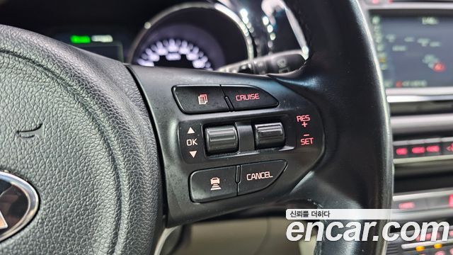 Kia Canival 2017 — photo 21