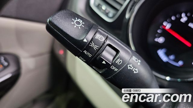 Kia Canival 2017 — photo 27