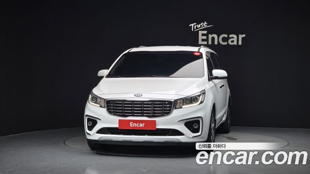 Kia Canival 2019 — photo 3