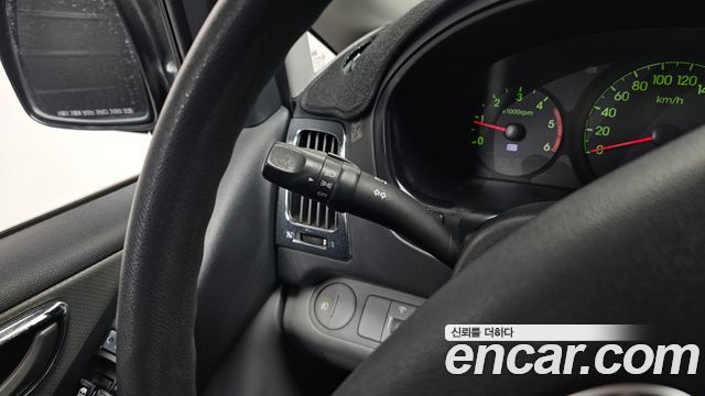 Hyundai Starex 2012 — photo 18