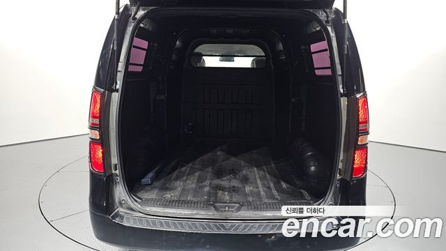 Hyundai Starex 2012 — photo 20