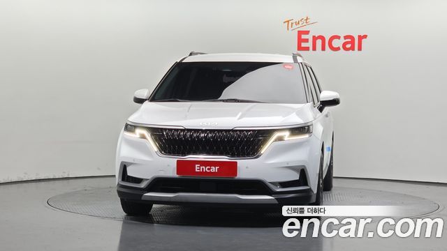 Kia Canival 2021 — photo 3