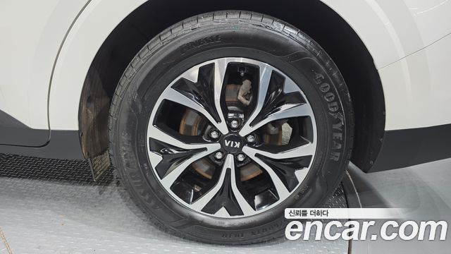 Kia Canival 2021 — photo 7