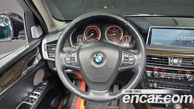 BMW X5 2014 — photo 14