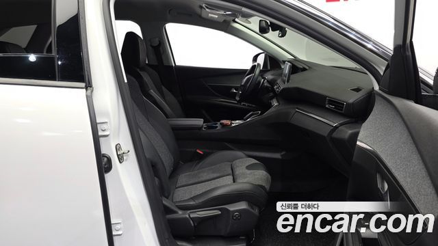 Peugeot 3008 2019 — photo 18