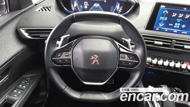 Peugeot 3008 2019 — photo 19