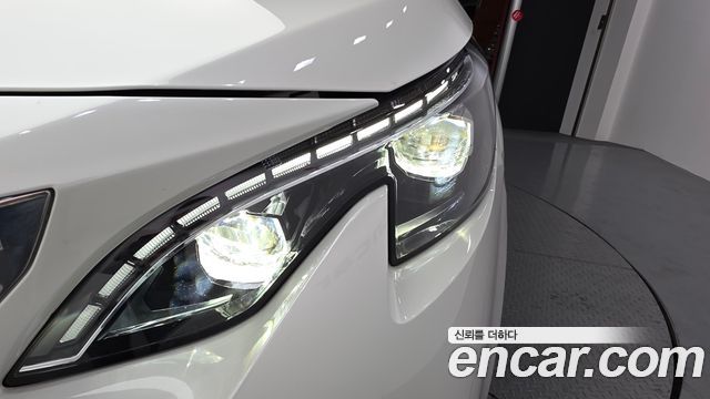 Peugeot 3008 2019 — photo 8