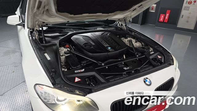 BMW 5-Series 2013 — photo 6